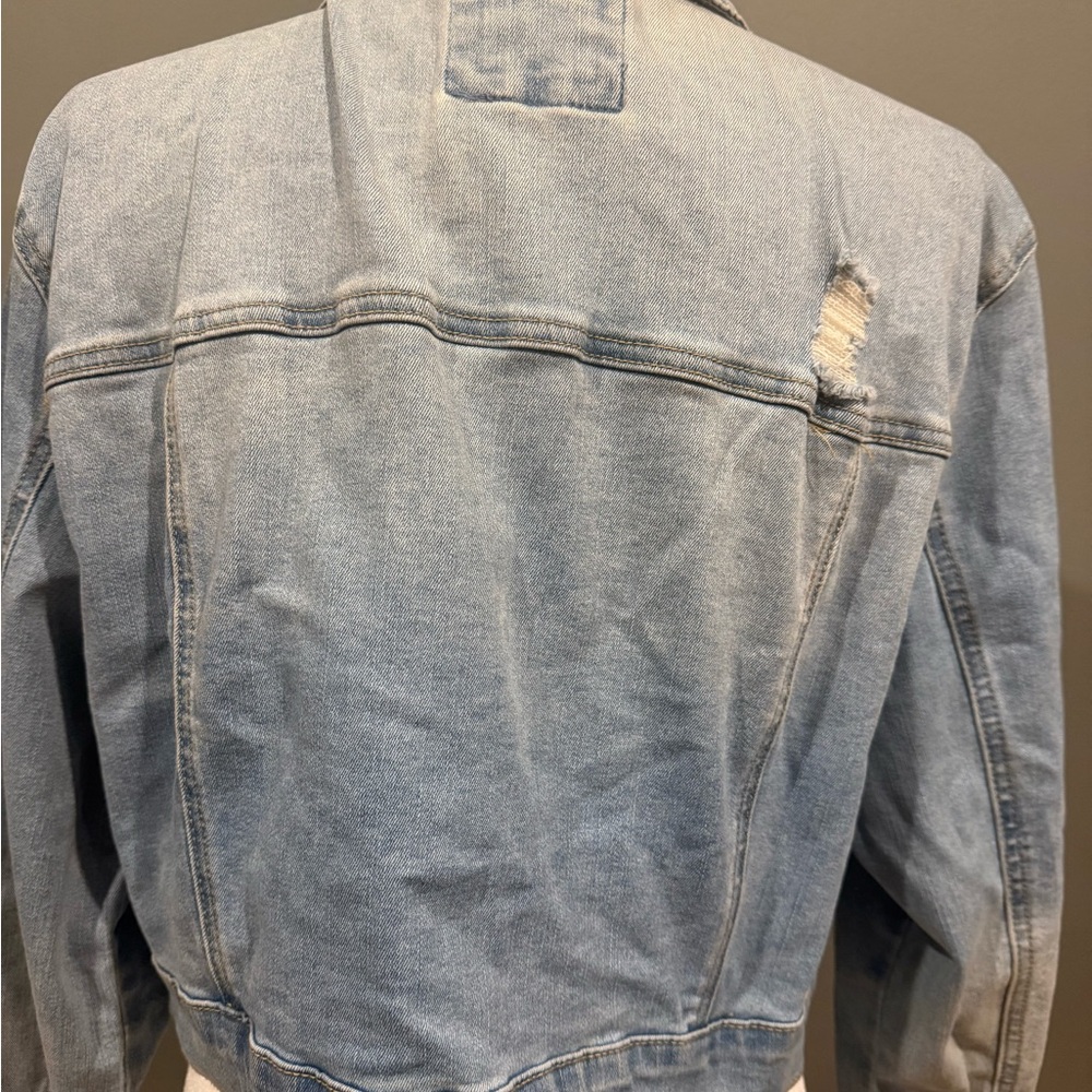 *PRE-OWNED* Wax Jean Women's 3X Light Blue Distressed Denim Jacket - Picture 6 of 8